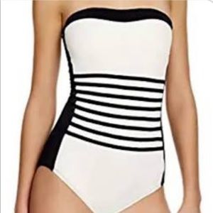 NWT DKNY A lister bandeau maillot stripping detail Sz 4 one piece swimsuit